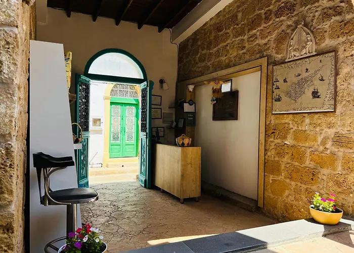 Πανσιόν Bella Casetta 3*